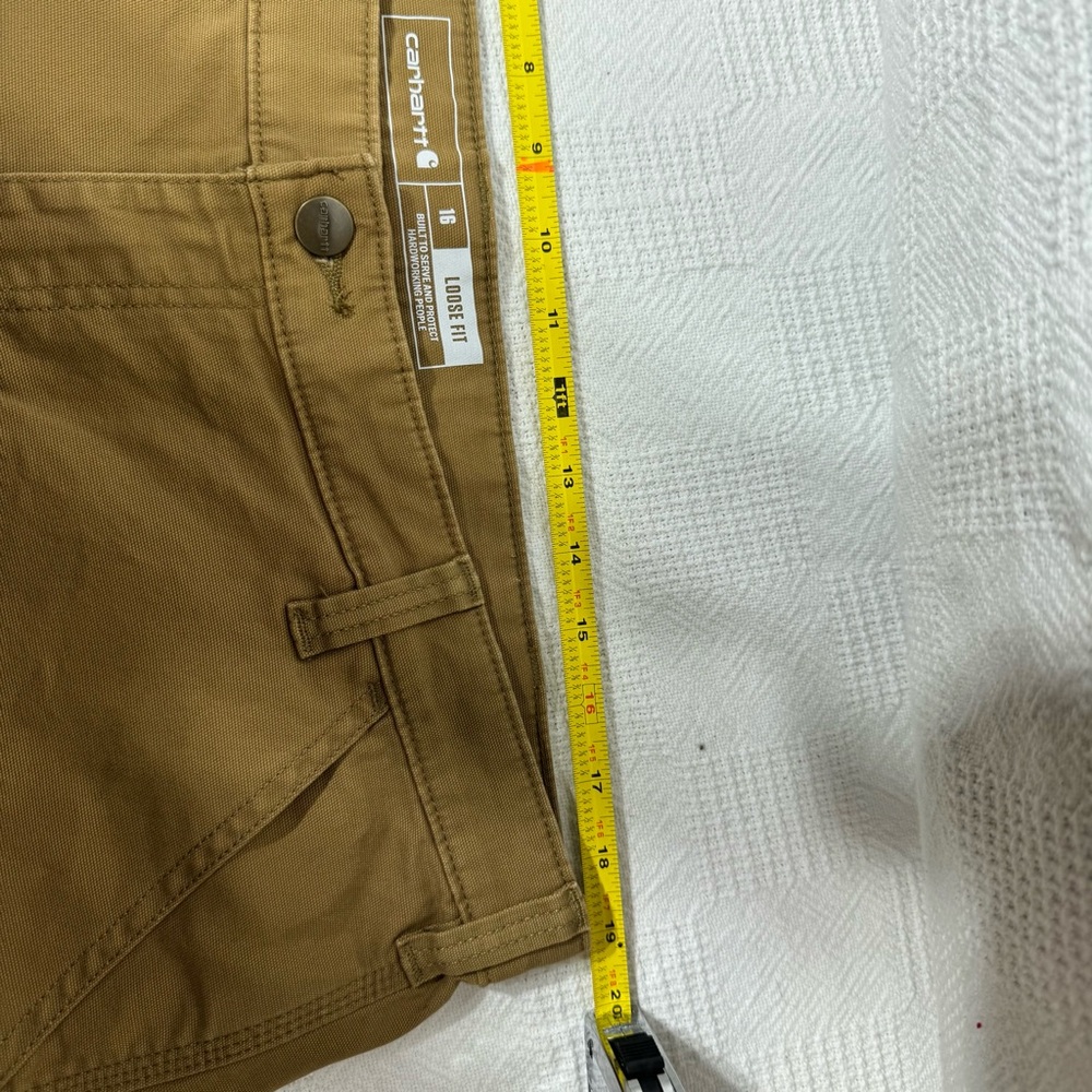Carhartt Tan Cargo Shorts for Versatile Outdoor Wear Womens Size 16 Loose Fit - Picture 5 of 7